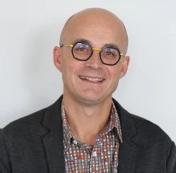 Nicolas_DEBON_carré_1